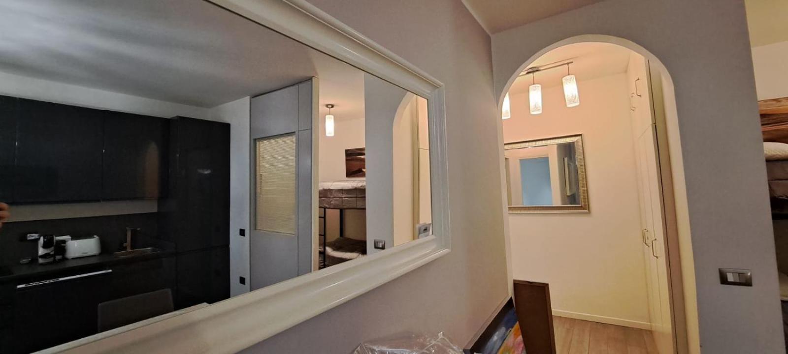 Marilyn Arpa Apartment سيرمِيوني المظهر الخارجي الصورة