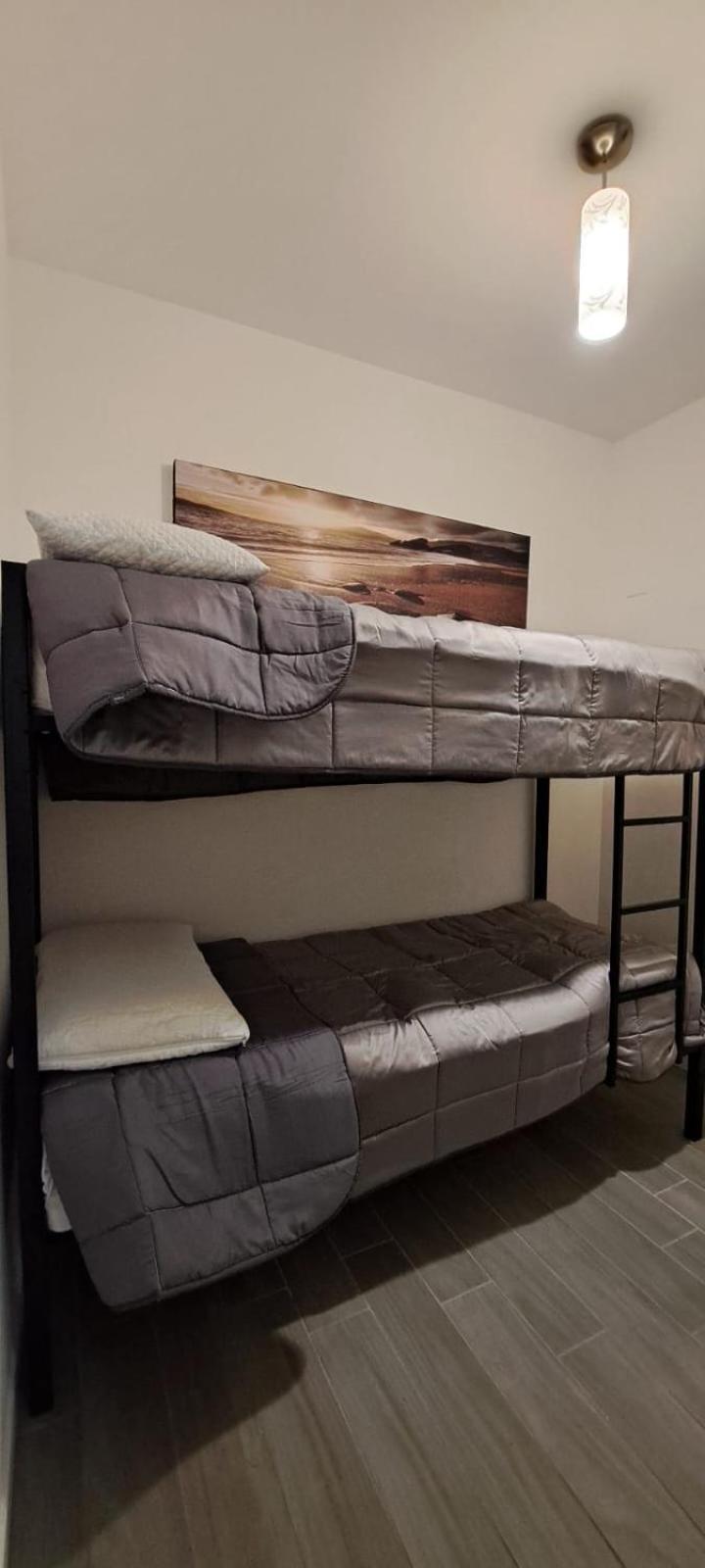 Marilyn Arpa Apartment سيرمِيوني المظهر الخارجي الصورة